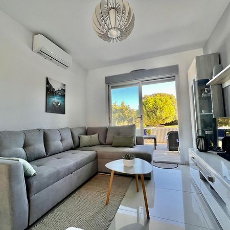 Bungalow En Punta Prima 2 Dormitorios Y Piscina Торрев'єха Екстер'єр фото